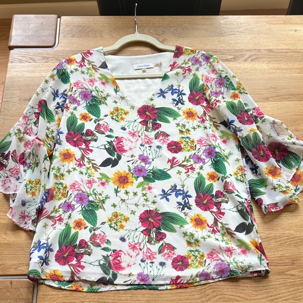 Calvin Klein Women’s Floral Blouse XS